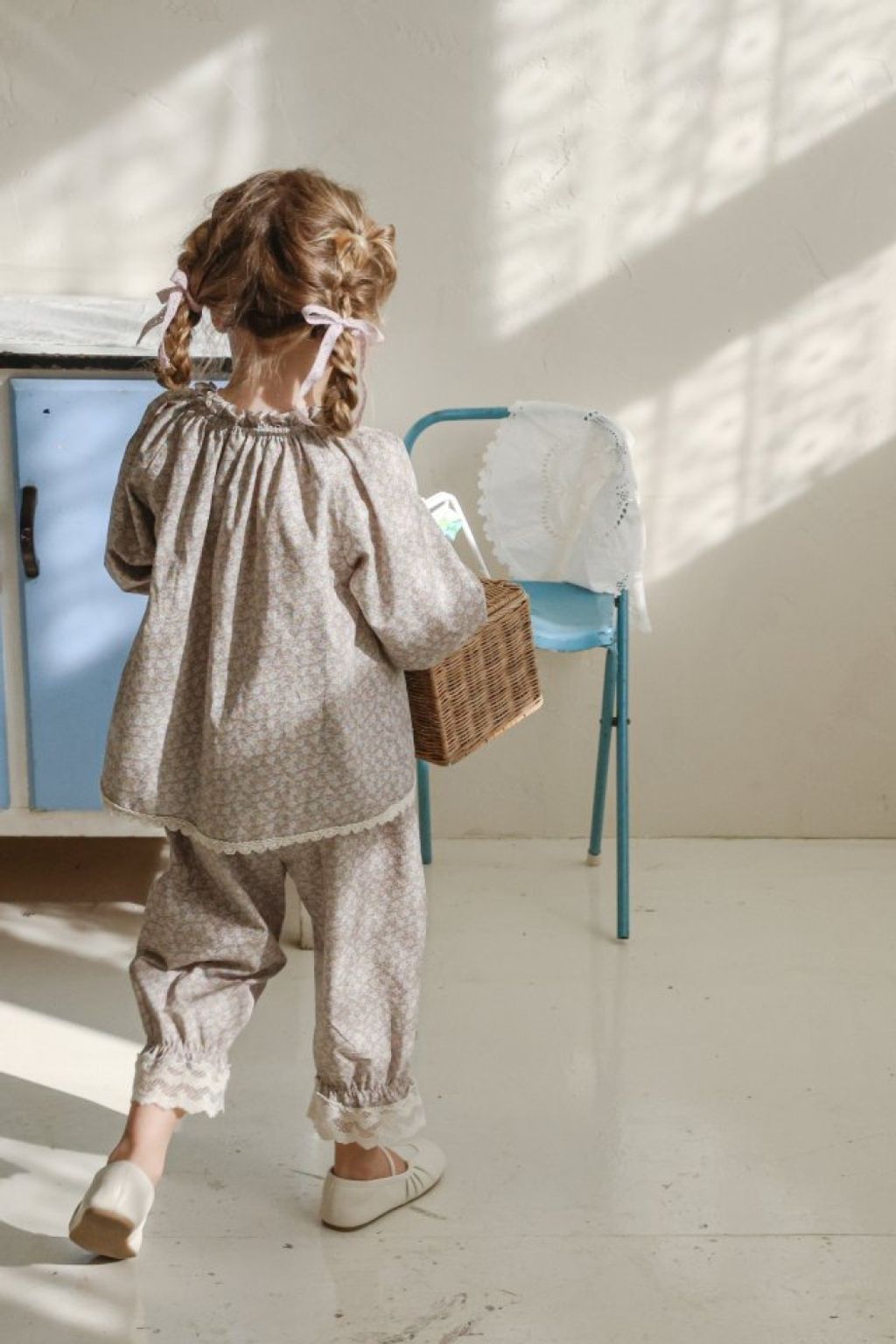 1768276098_8961128820