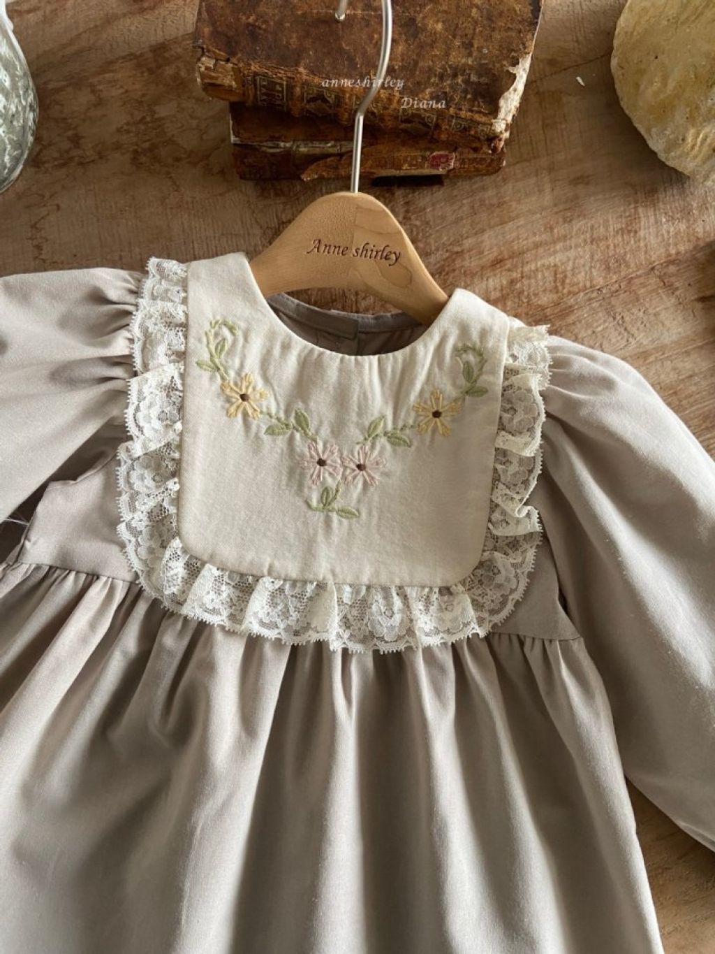 1767584635_2816159004