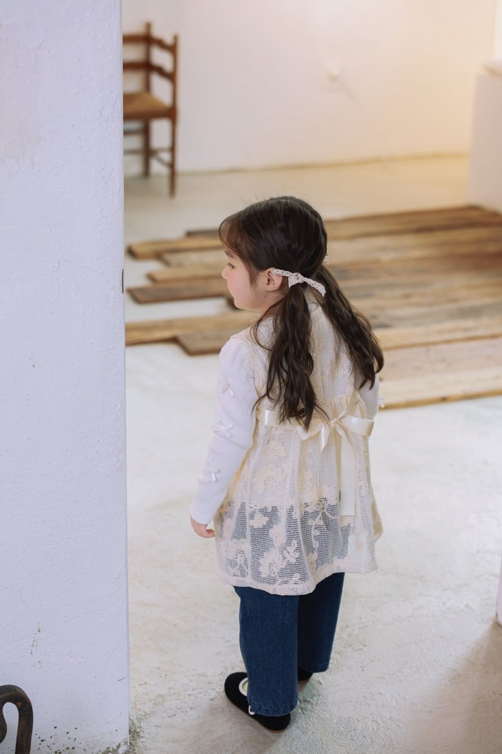 1768548555_4532735805