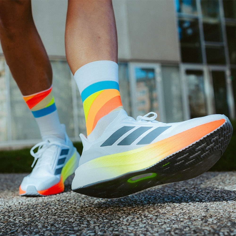 tw-11134207-81ztl-mgvr1npkuia373