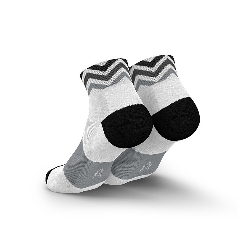 tw-11134207-81zti-mh0bpuuco2rz9d