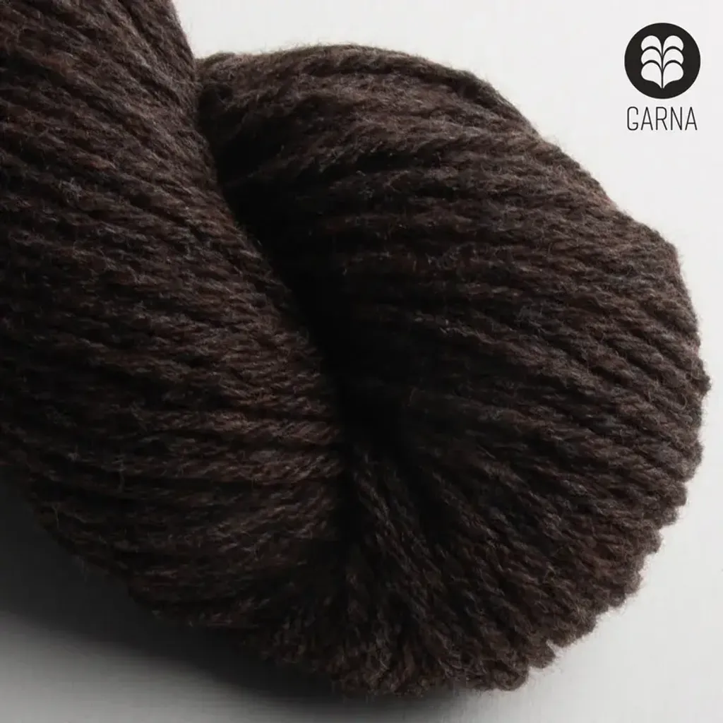 Lammeuld_GARNA_garn_Nobilis2_Morkebrun