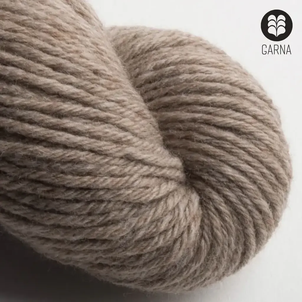 Lammeuld_GARNA_garn_Nobilis2_Latte
