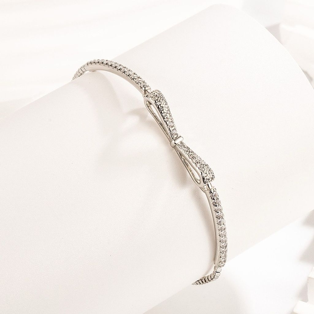 tw-11134207-7r98x-lveb9vb4lfax6e