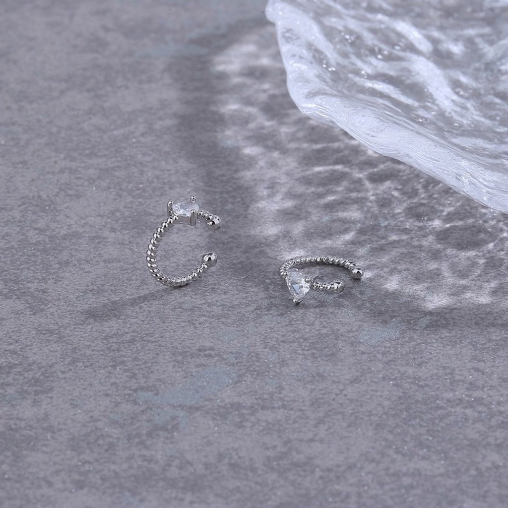 51e637d653bff77644b0e64803b08851