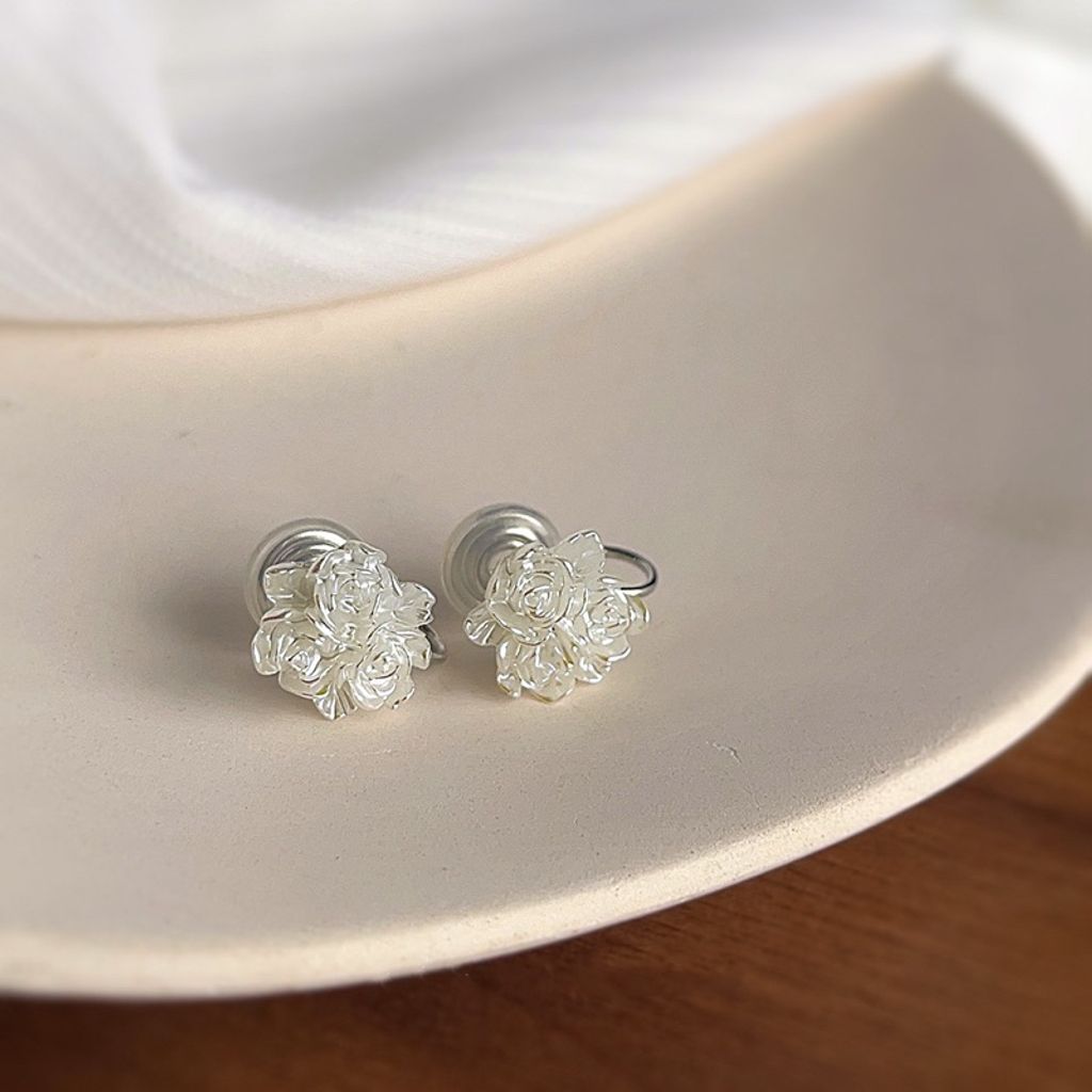 tw-11134207-7qul1-lguy4hw4i6241e