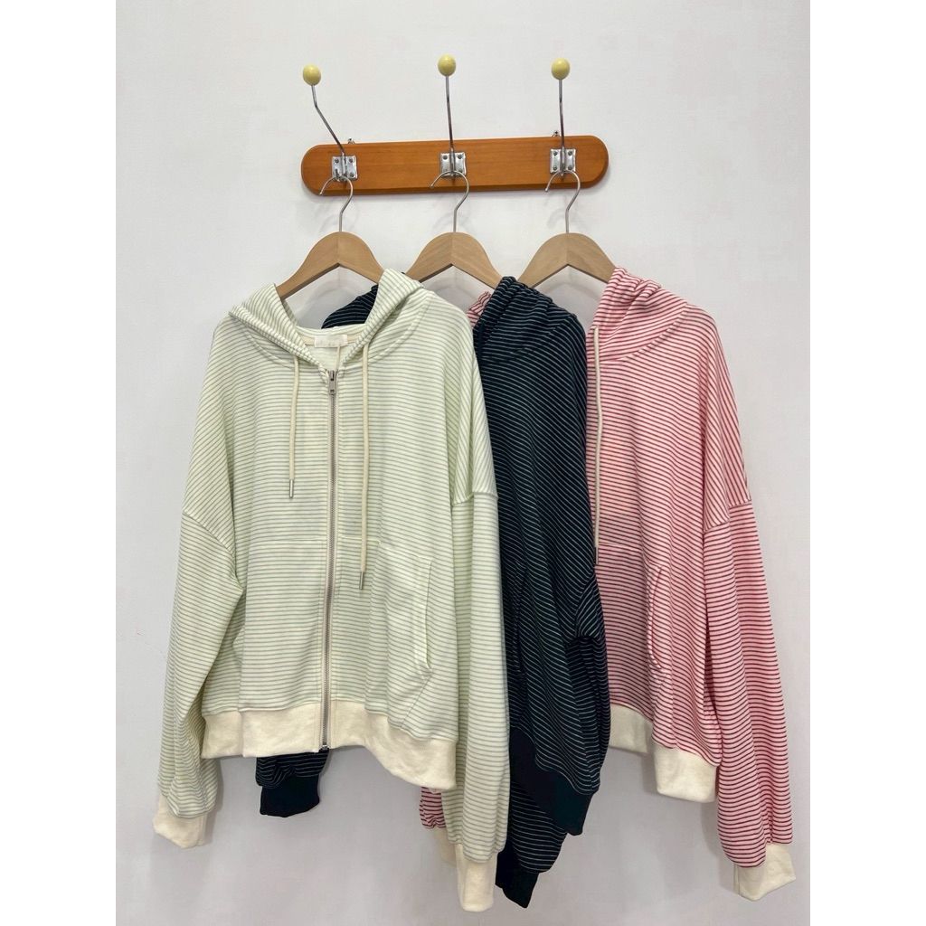 tw-11134207-820le-mm5udxzb7k08f7