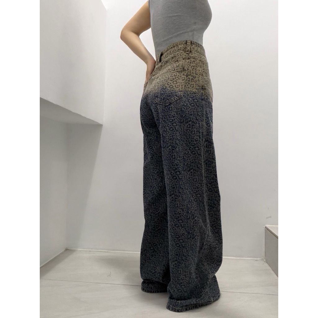 tw-11134207-820l5-mm5dk7kirc3k93