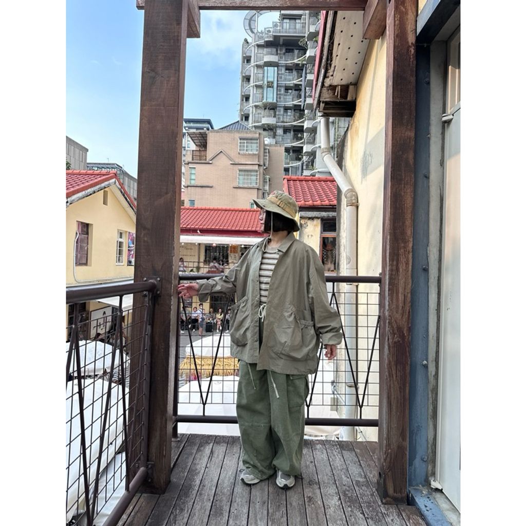 tw-11134207-7r990-lwn3gf74e5gm25