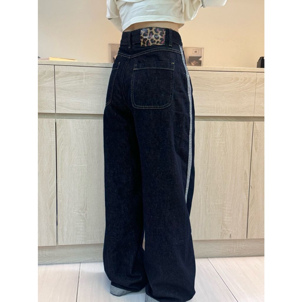 tw-11134207-7rasm-m1qo6jhv43yjf8