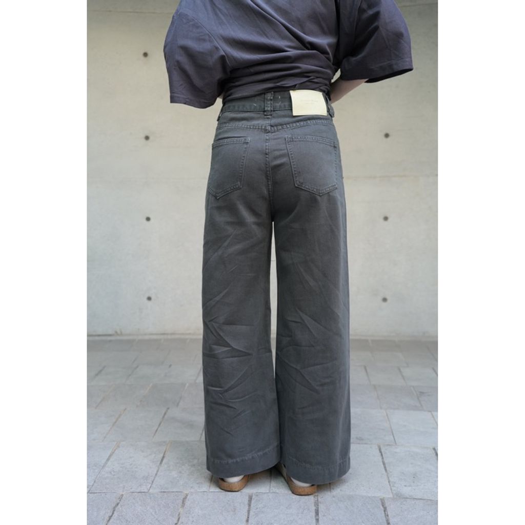 tw-11134207-7rbk1-m7olxa3eafz98e