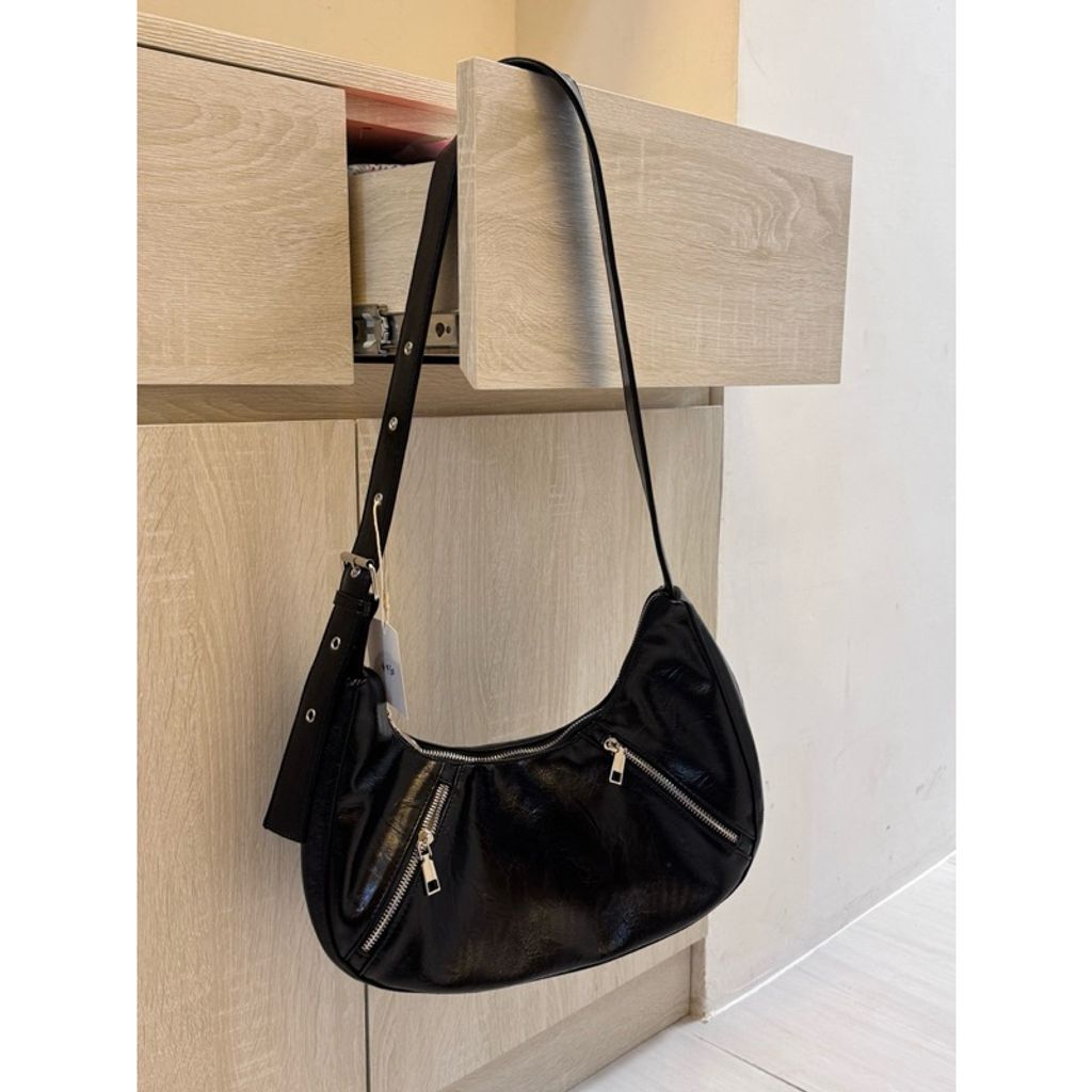 tw-11134207-7rbkd-m8t0nvczneg74e