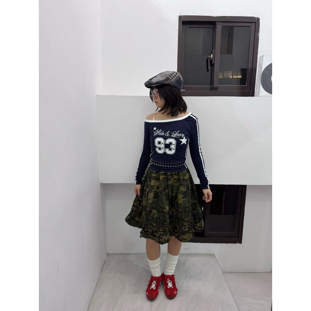 tw-11134207-81ztk-mevahk4z8d8ndf