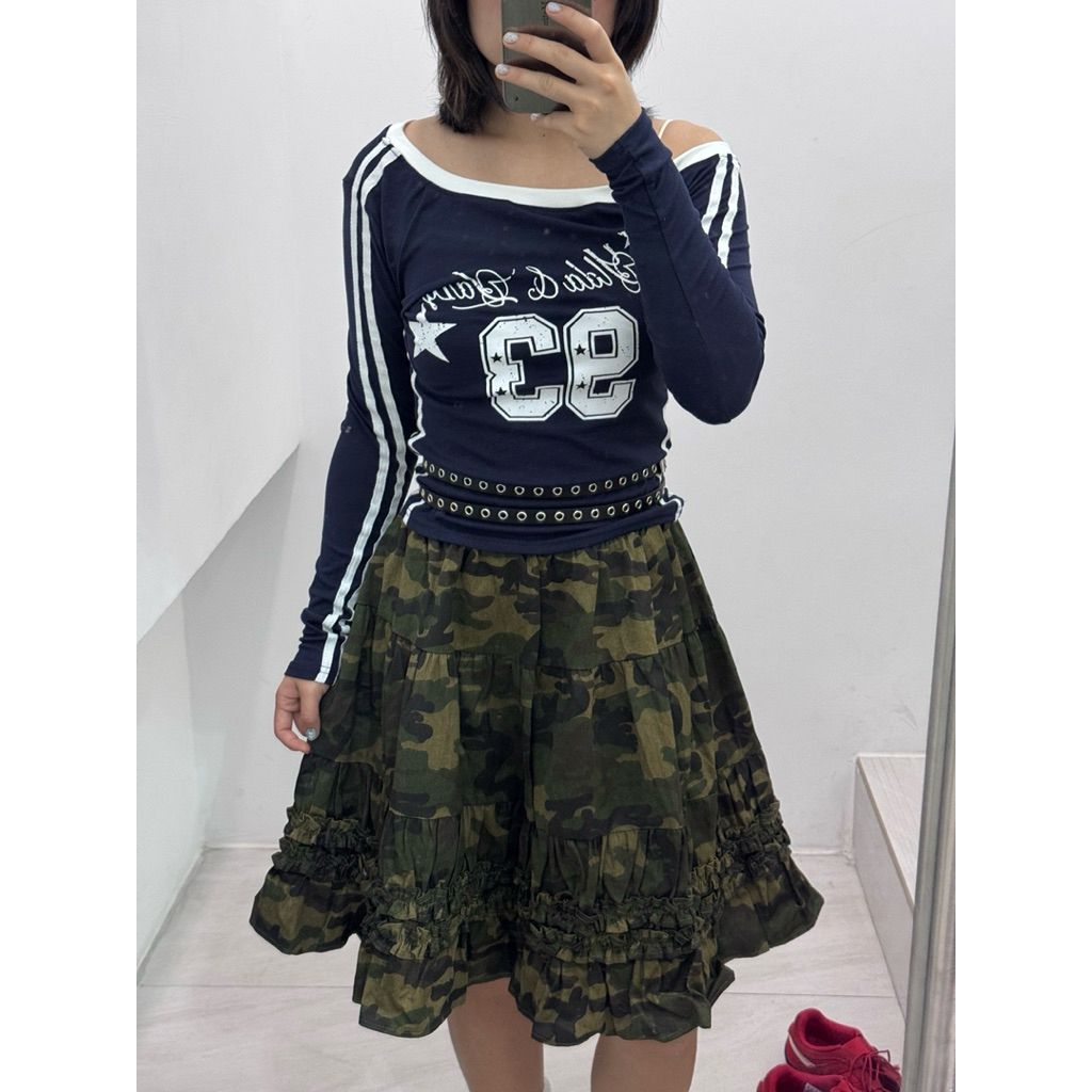 tw-11134207-81zti-mevahk4mpgxyec