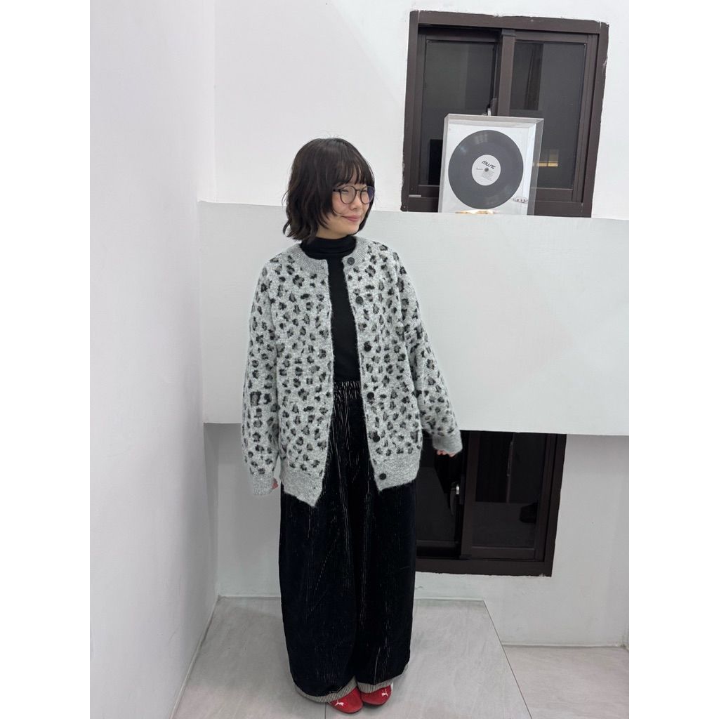 tw-11134207-81zti-mgeouighyd562d