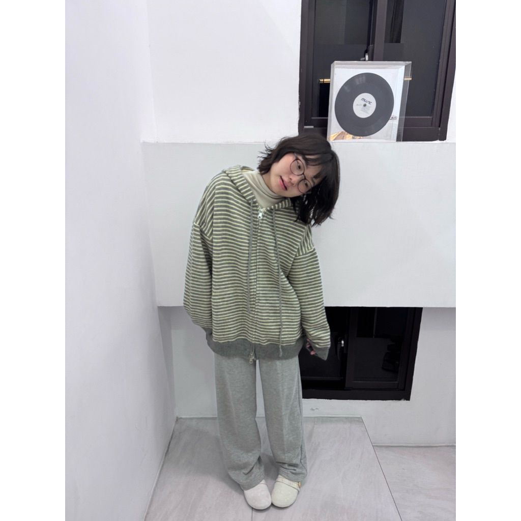 tw-11134207-81ztm-mgfu63ug1g5p3b