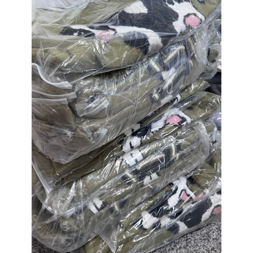 tw-11134207-81ztj-mgvn8gxo14b20b