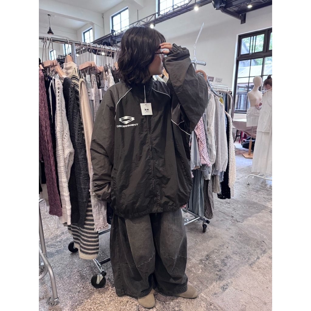 tw-11134207-81ztl-mhflow8nzqj200