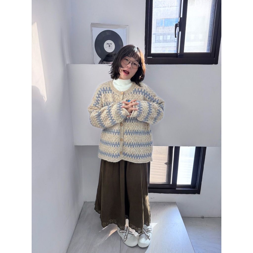 tw-11134207-81ztk-mi8auobs0hdw64