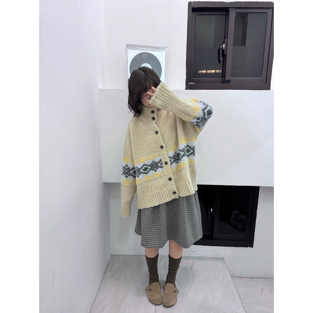 tw-11134207-81ztc-mi56ok8v77cw5a