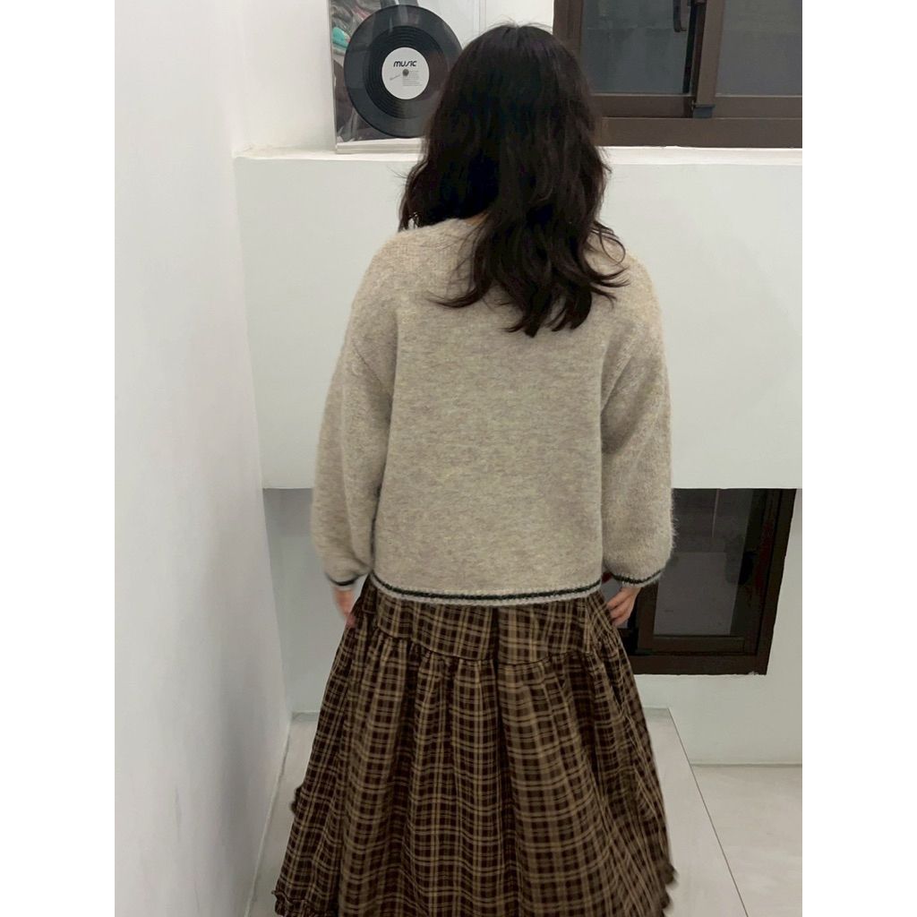 tw-11134207-81zto-mi7i8oqooz5v61