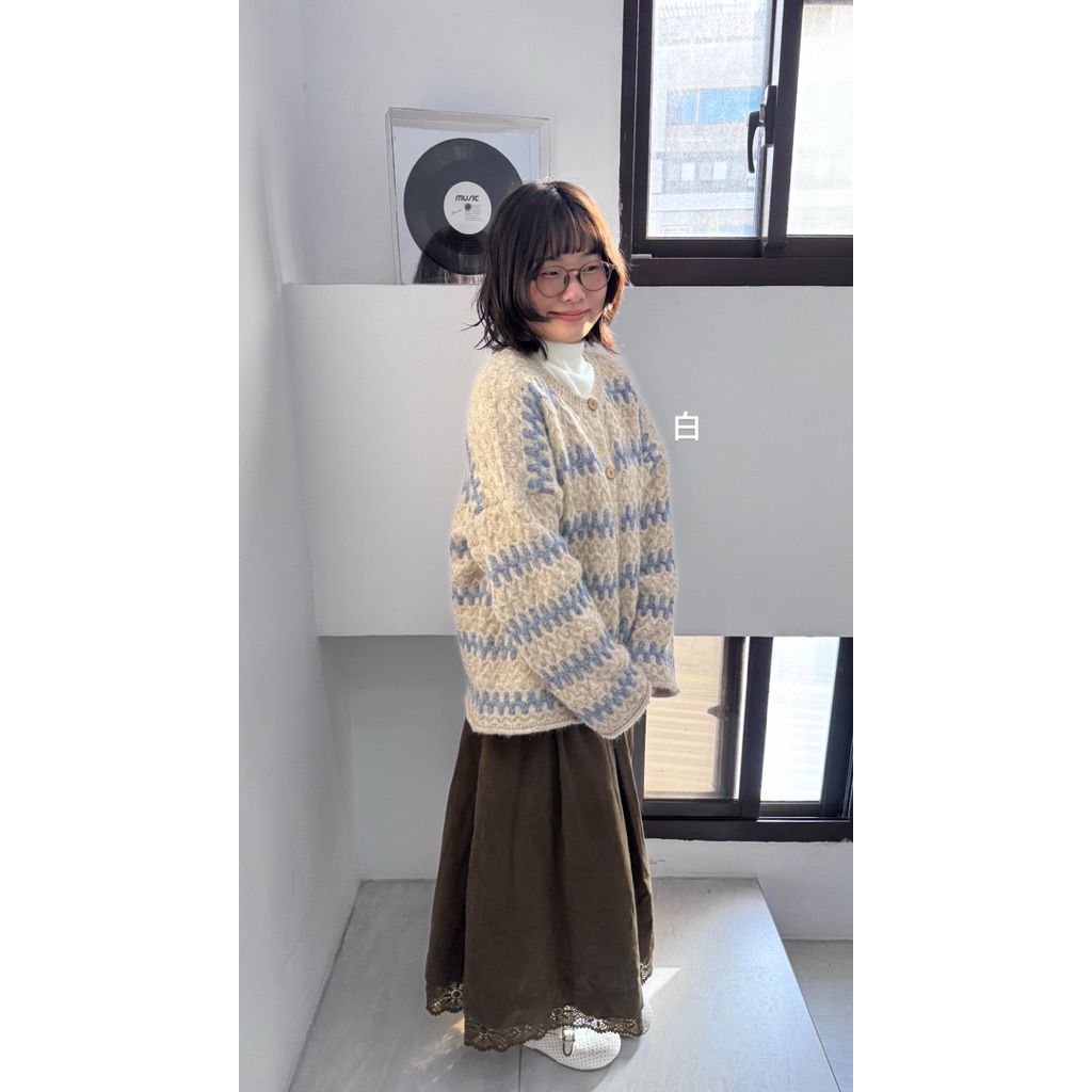 tw-11134207-81ztd-mi7lwx5e1cljbe