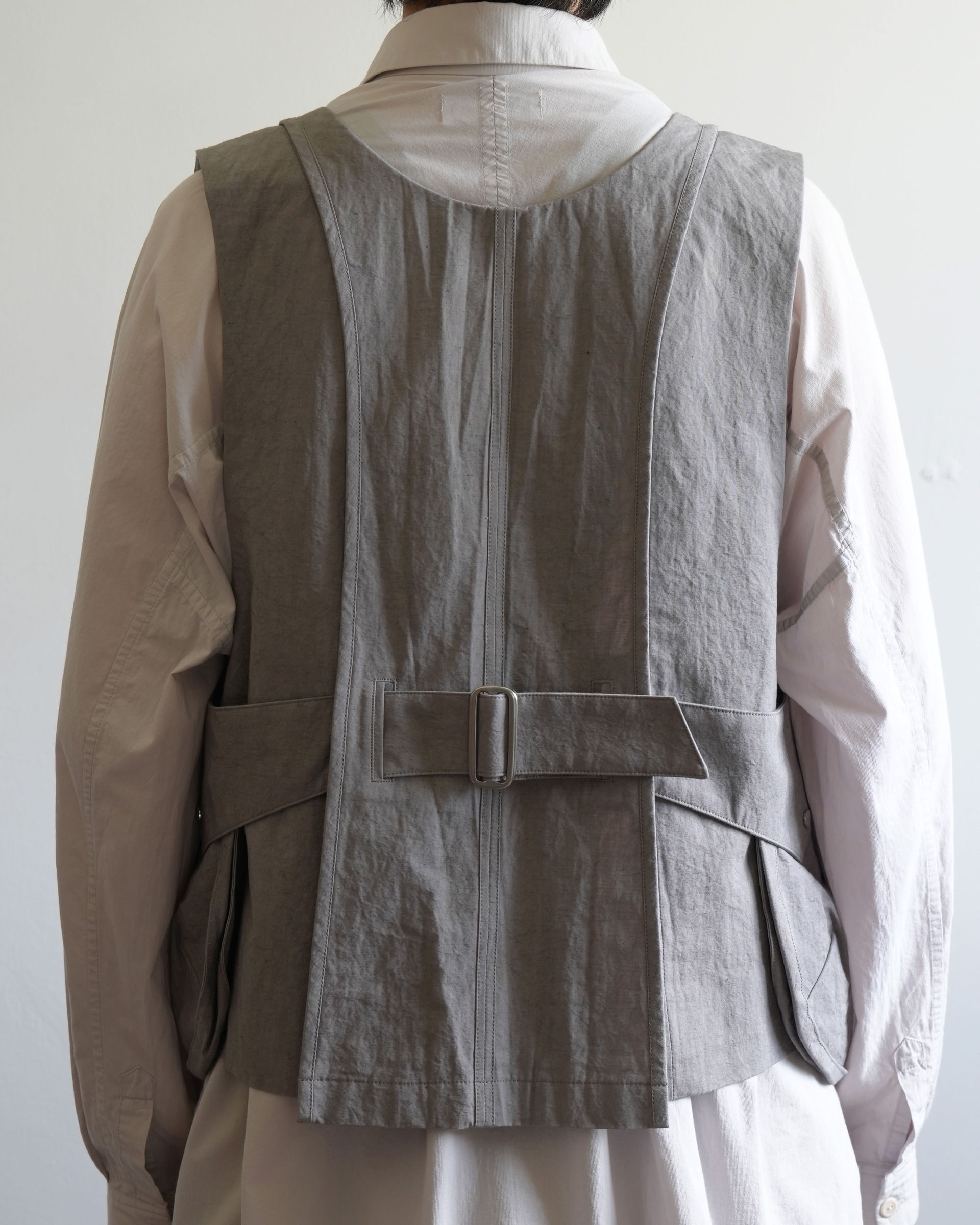 vest4