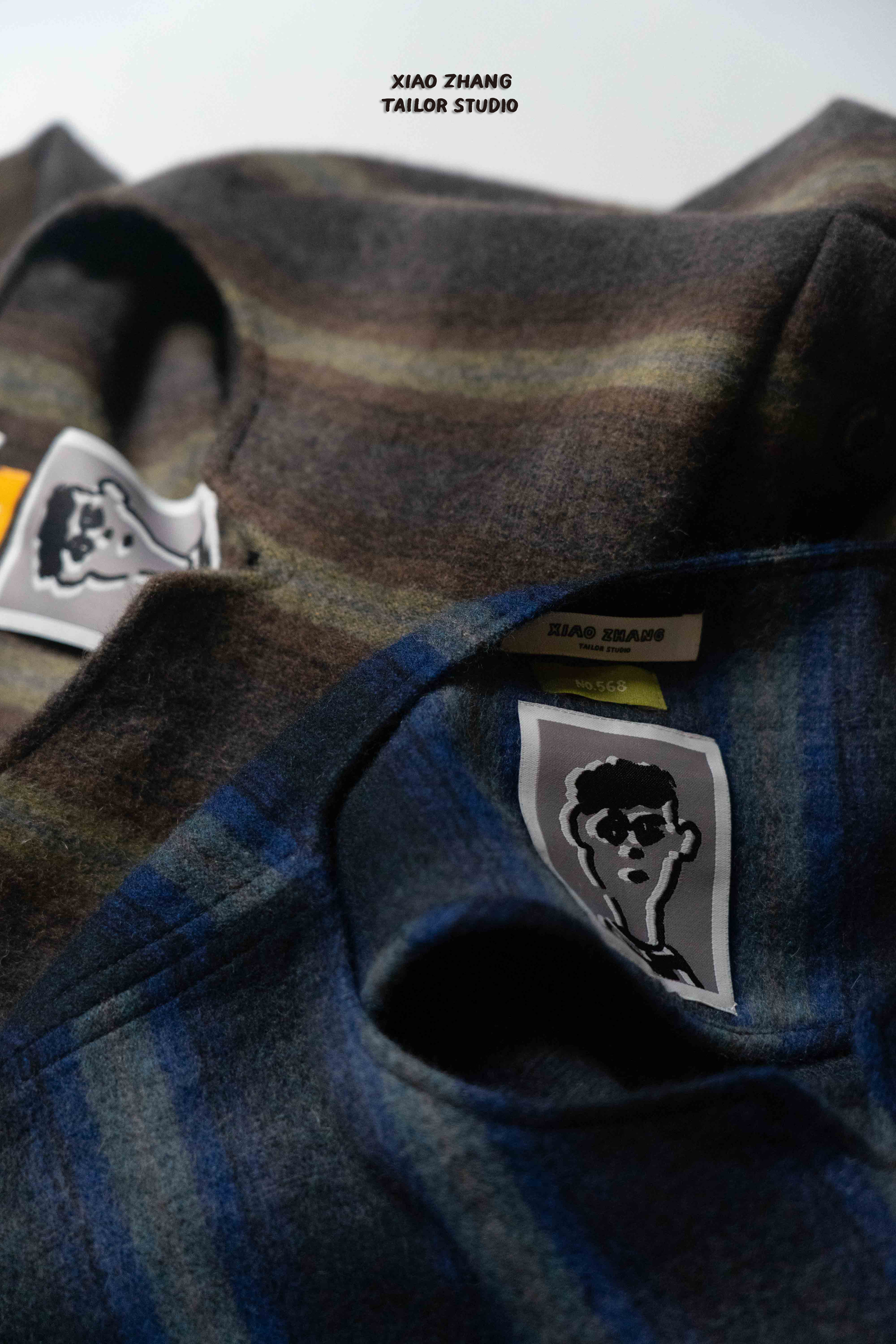 wool checkered smock detail