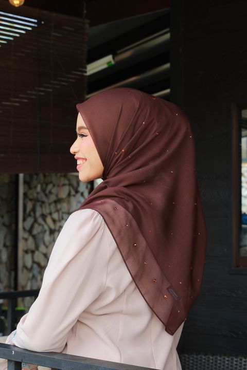 AFIN8270