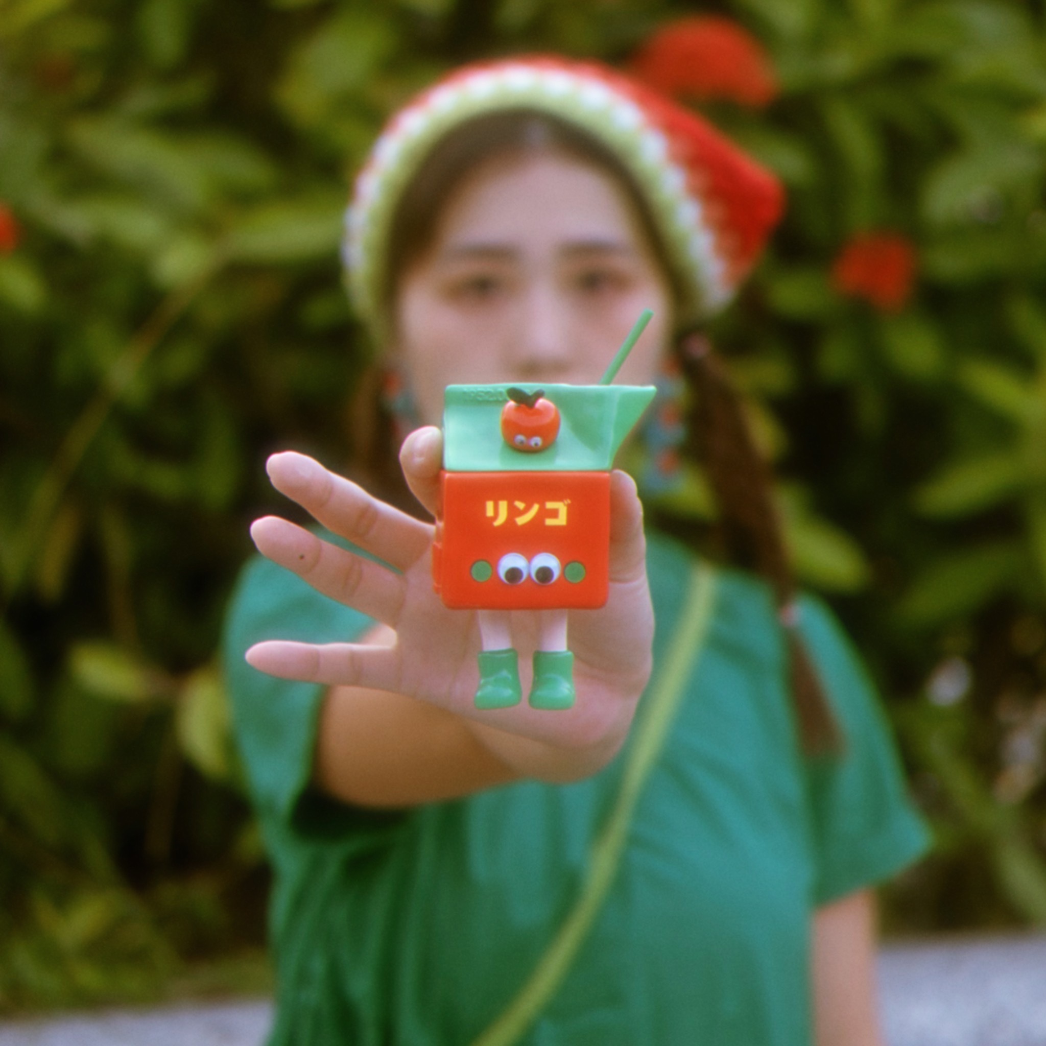 9671E484-C360-4644-BD10-1C140F45E493