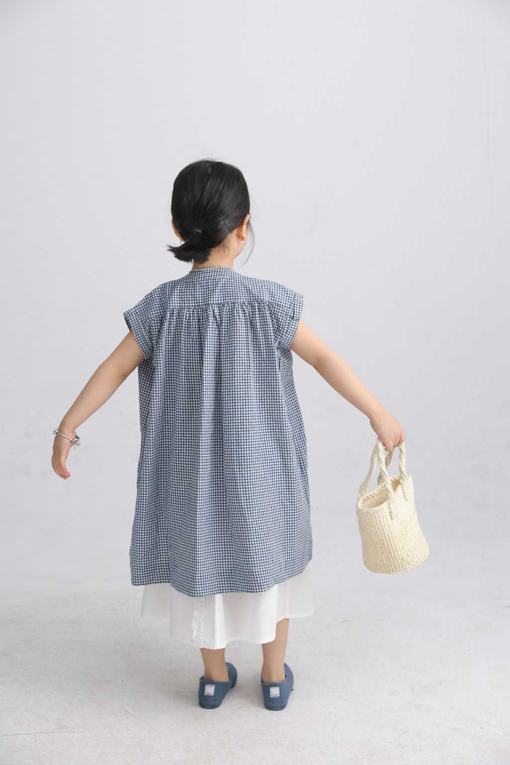 BB-2439 (42)