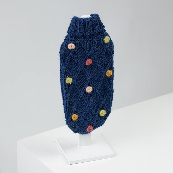 aw-pom-pom-navy-2