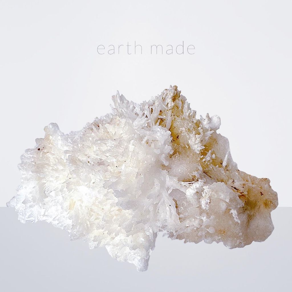 LINE_ALBUM_51828_230914_34