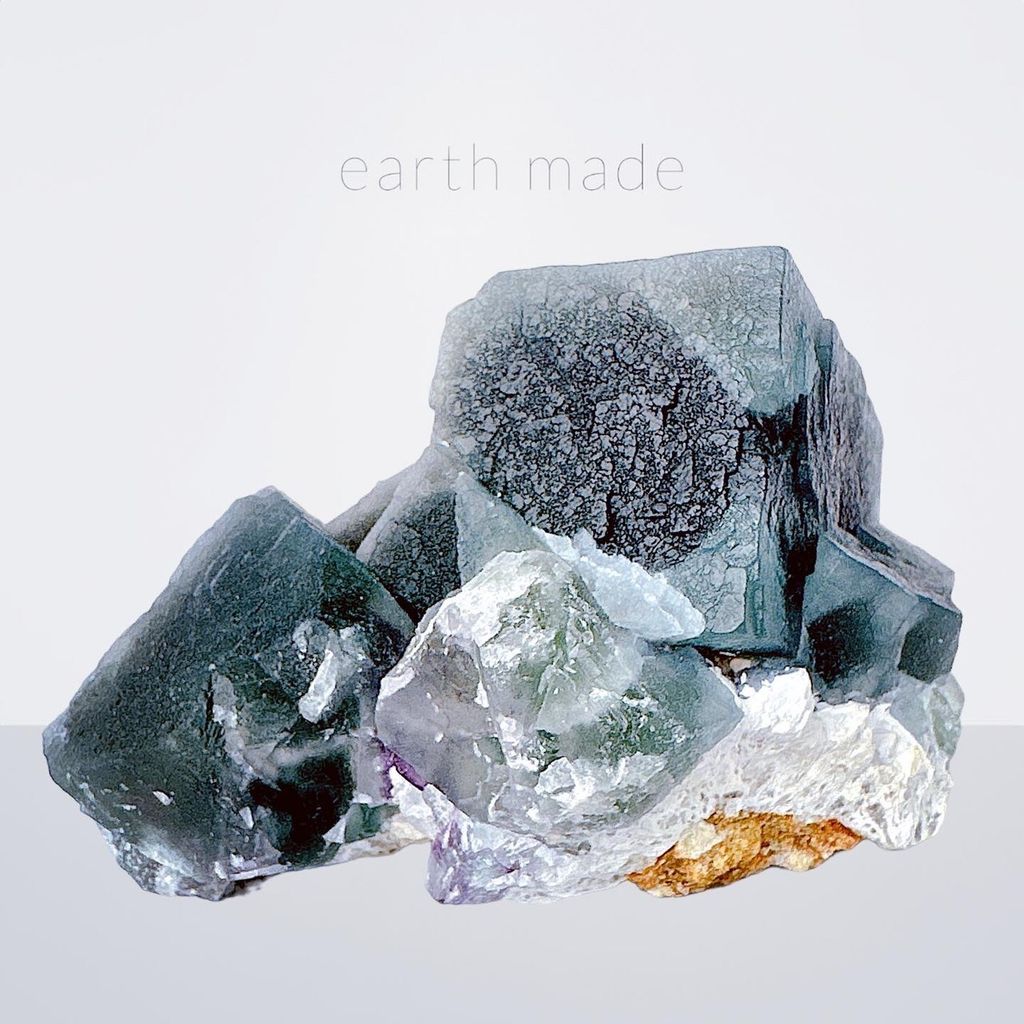 LINE_ALBUM_51832_230915_24