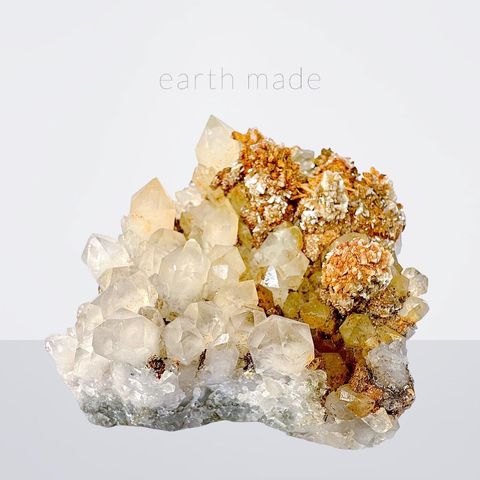 LINE_ALBUM_52042_231020_49