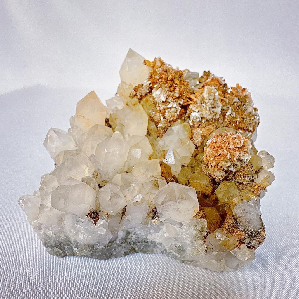 LINE_ALBUM_52042_231020_47