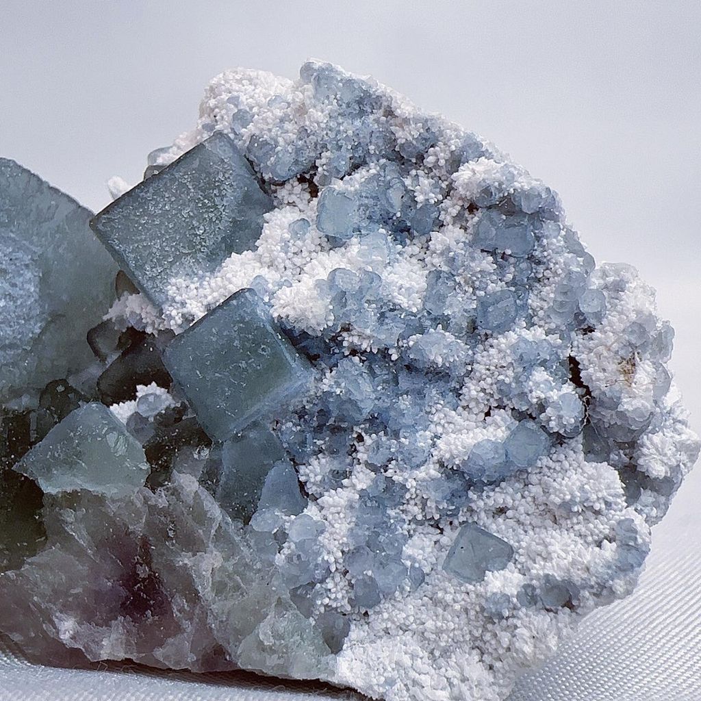 LINE_ALBUM_2024328_240328_45