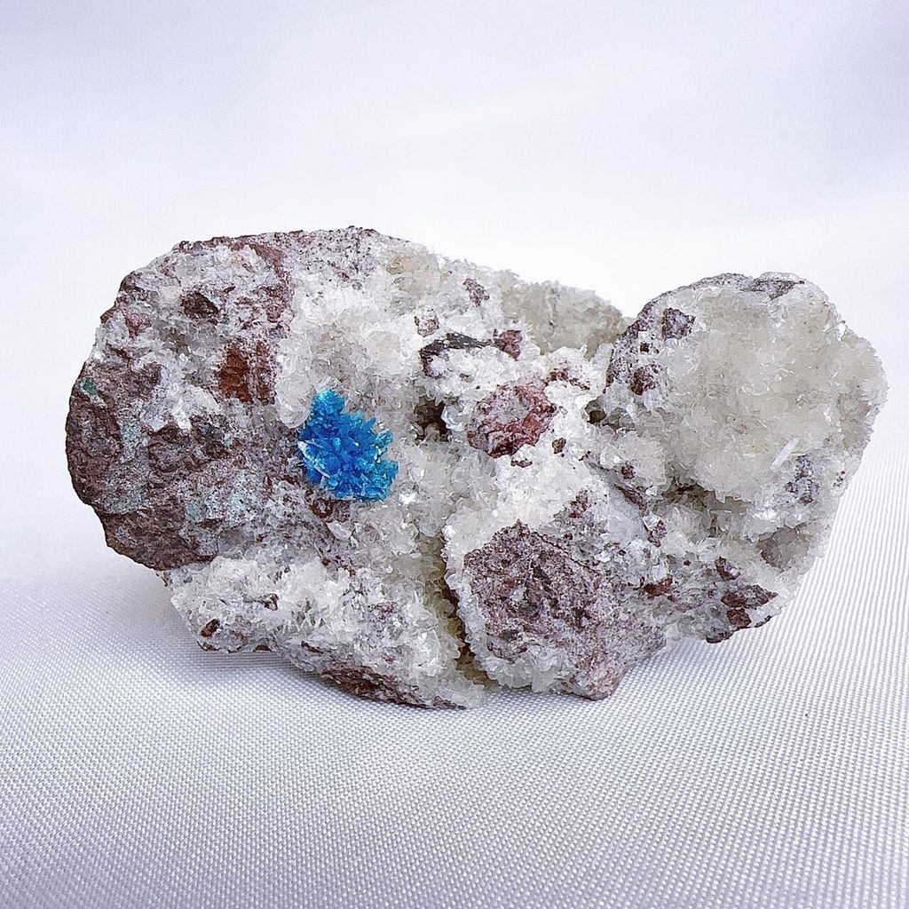 LINE_ALBUM_202448_240408_105