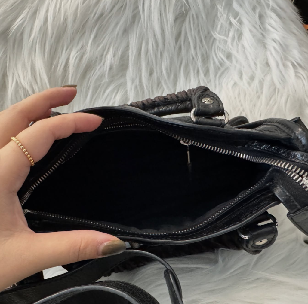 Screenshot 2025-10-15 030800