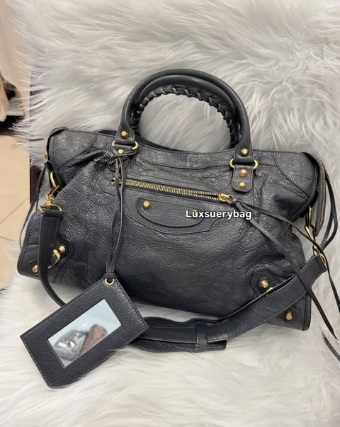 Screenshot 2025-10-15 030911