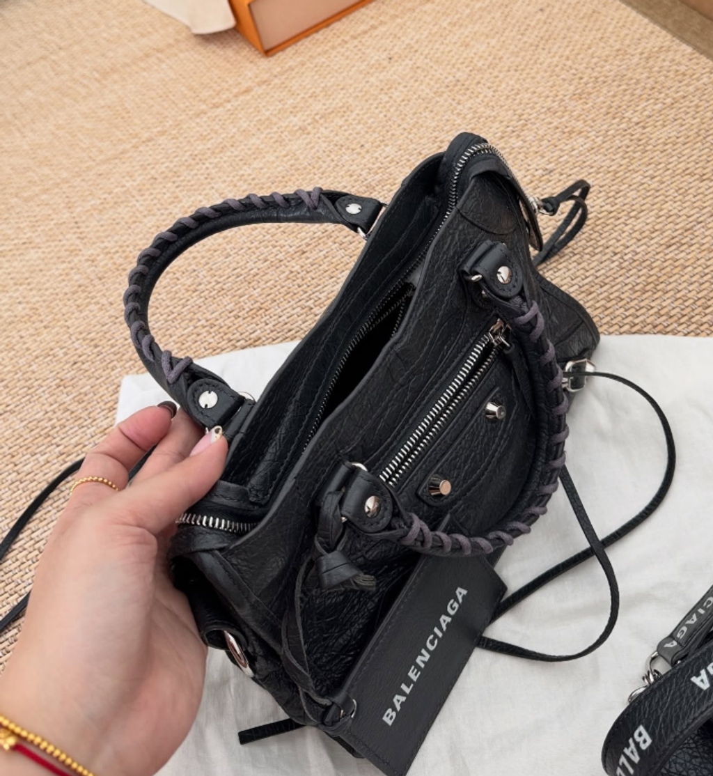 Screenshot 2025-11-06 222935