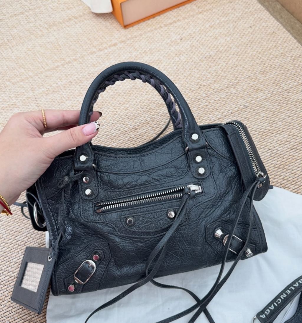 Screenshot 2025-11-06 222930