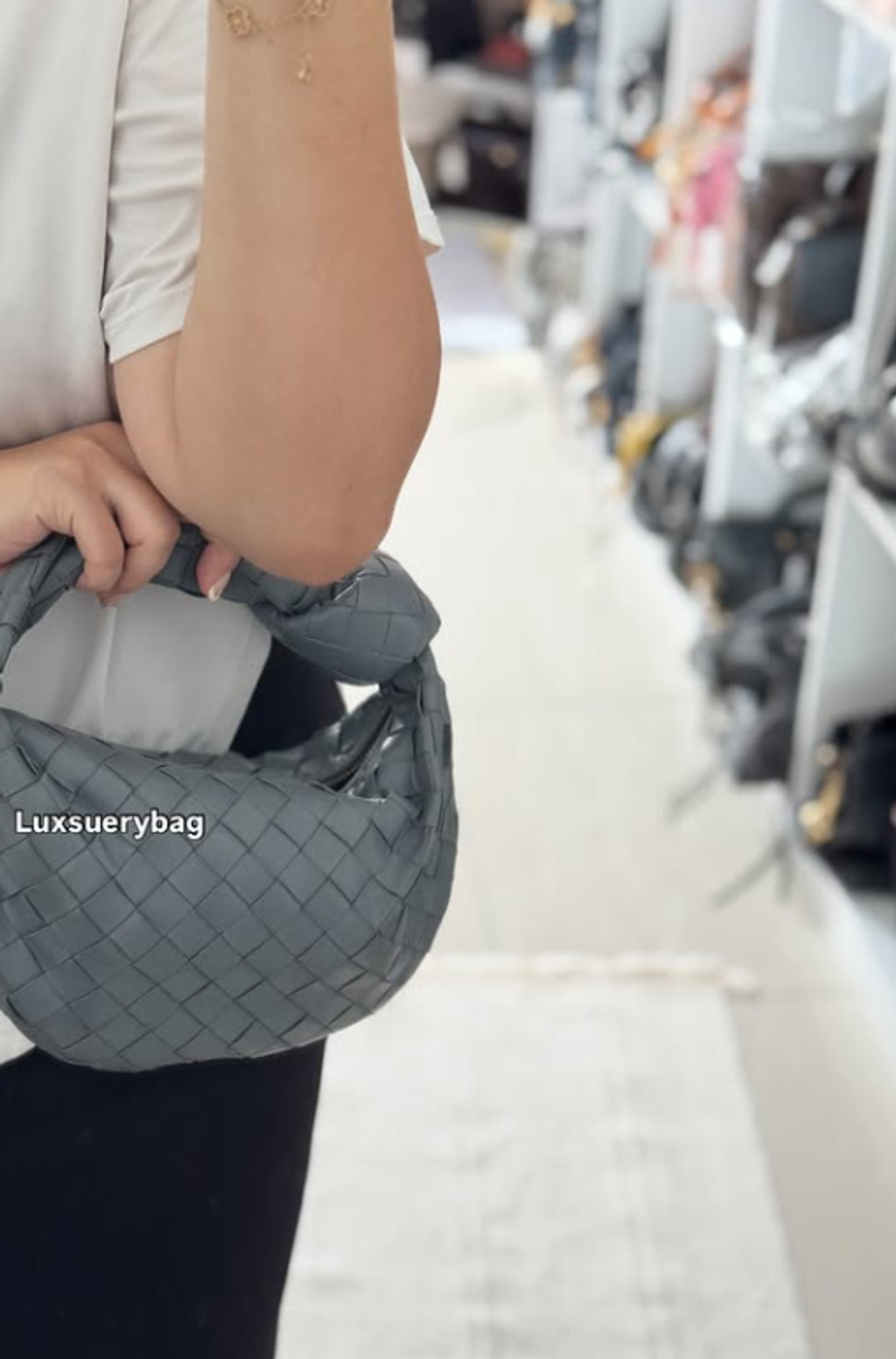 Screenshot 2025-12-06 214430