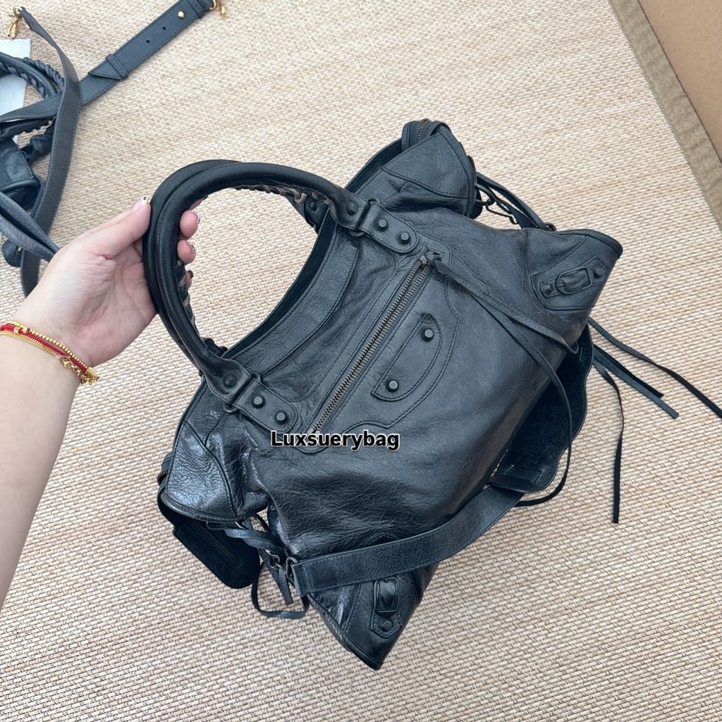 image_B1FCC5FB-7632-48AD-80B2-CD7B9DC549DC_1766490619