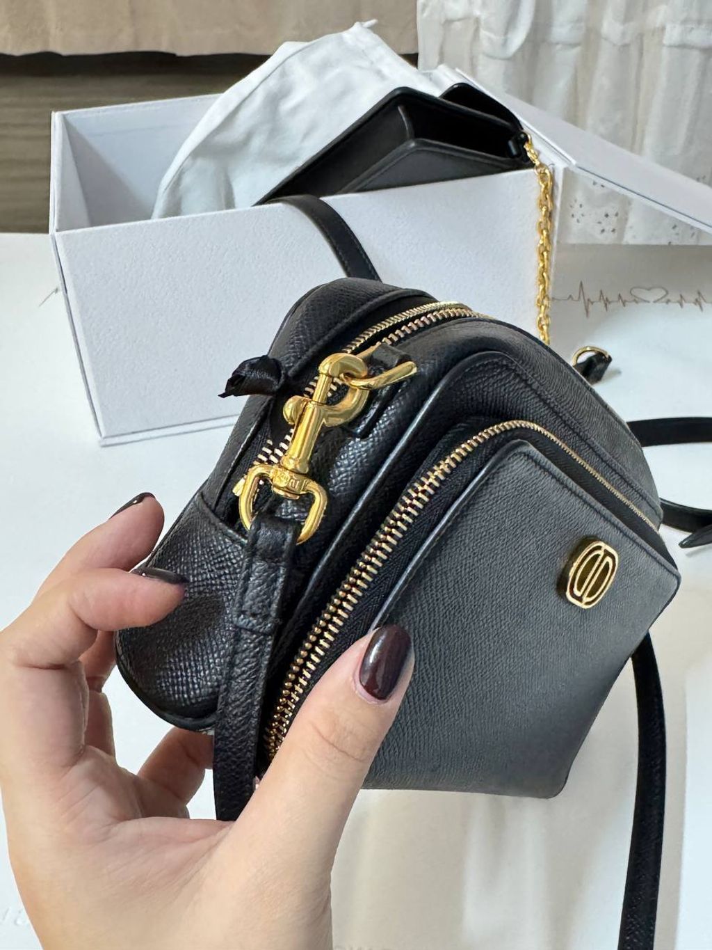 photo_6321121279443930689_y