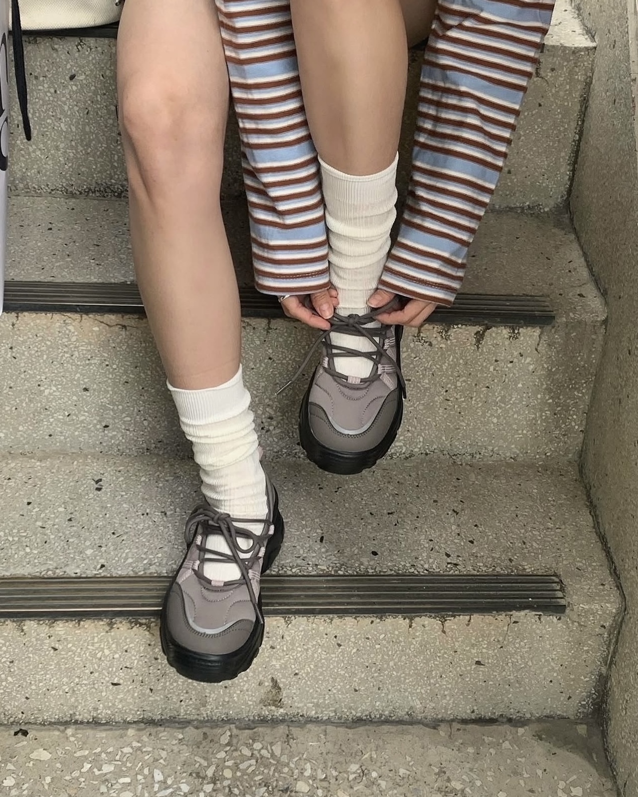 ◆OTZ SHOES◆ Romita Platform Sneakers FLOTEA1W01 OTZ] Lomita Platform Velcro Shoes – Arielle Store