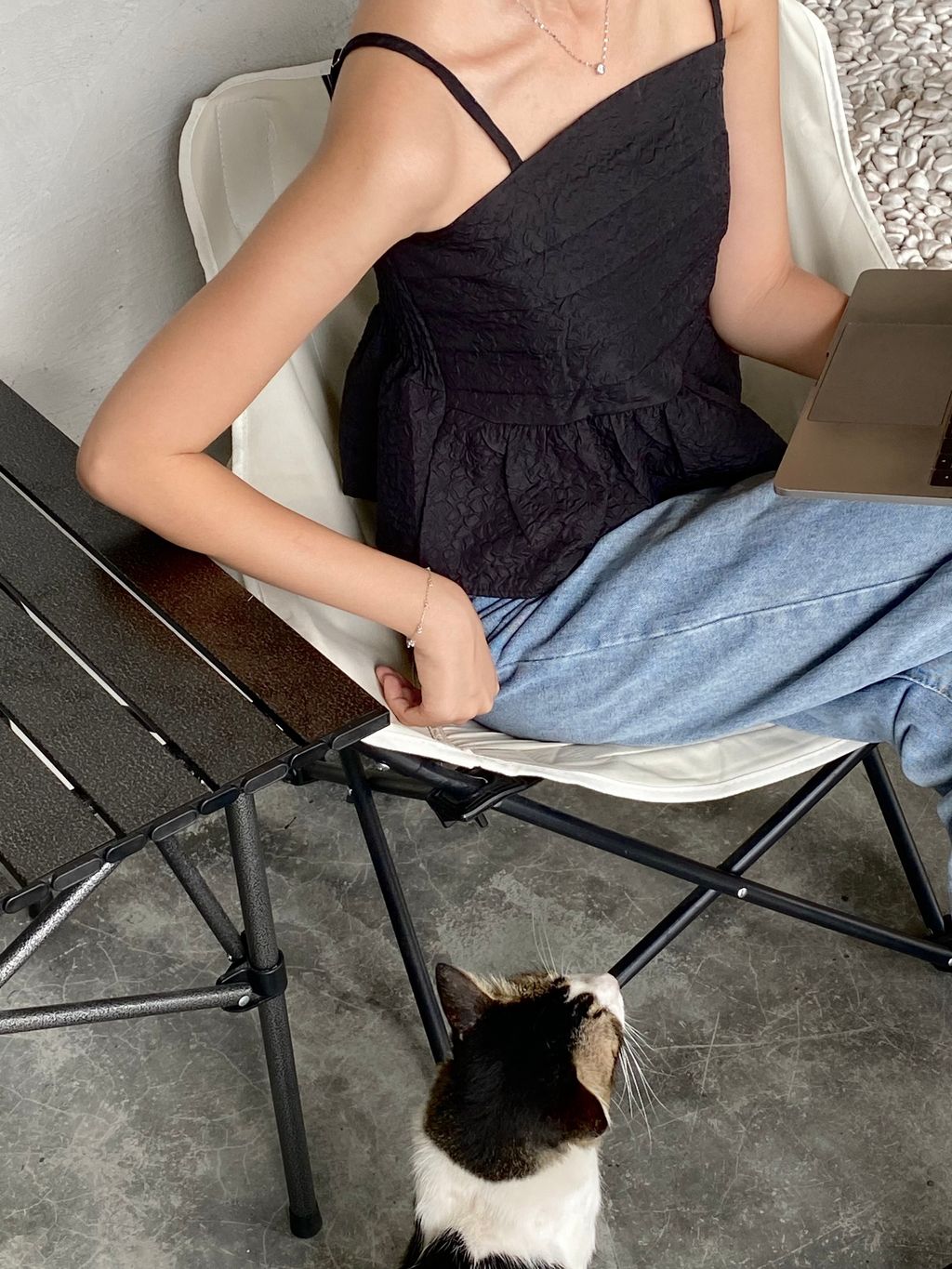 EFC30066-6DC6-4229-88E7-508560FFEA96