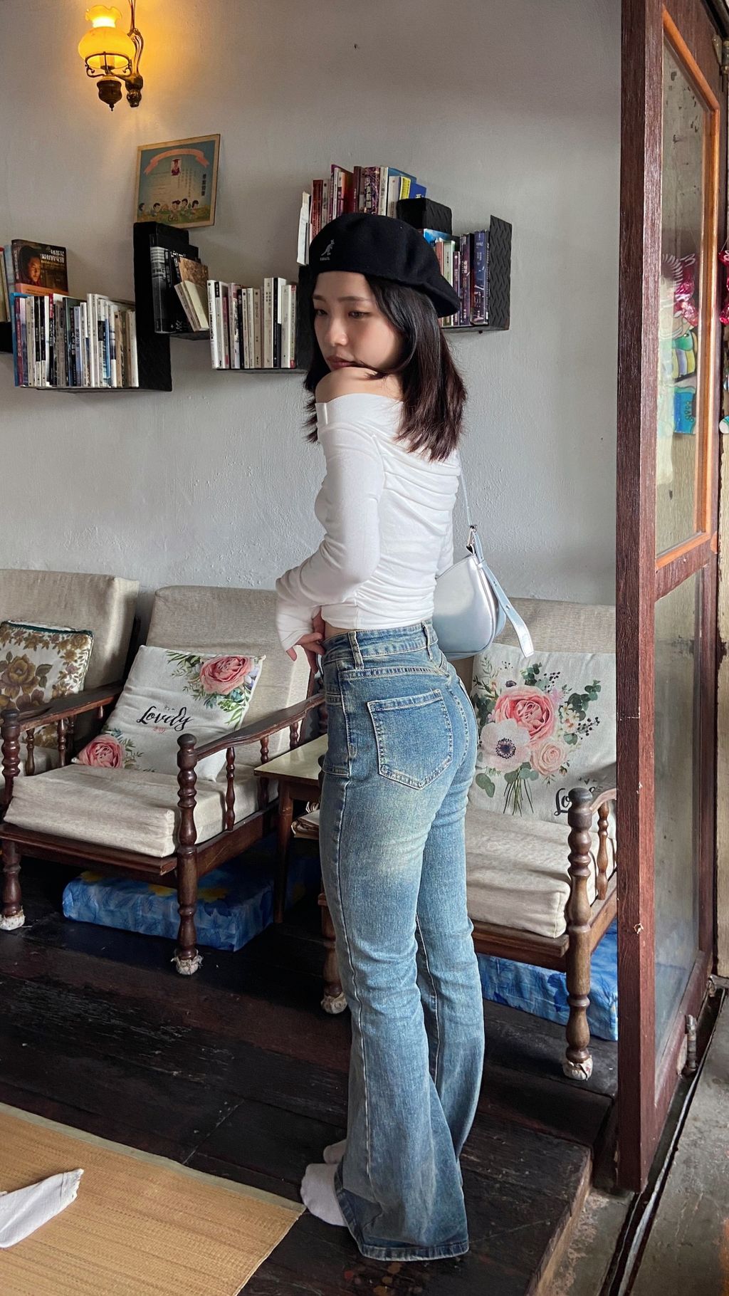 3FF00256-BCF9-4E1C-A386-B48ADAC86D77