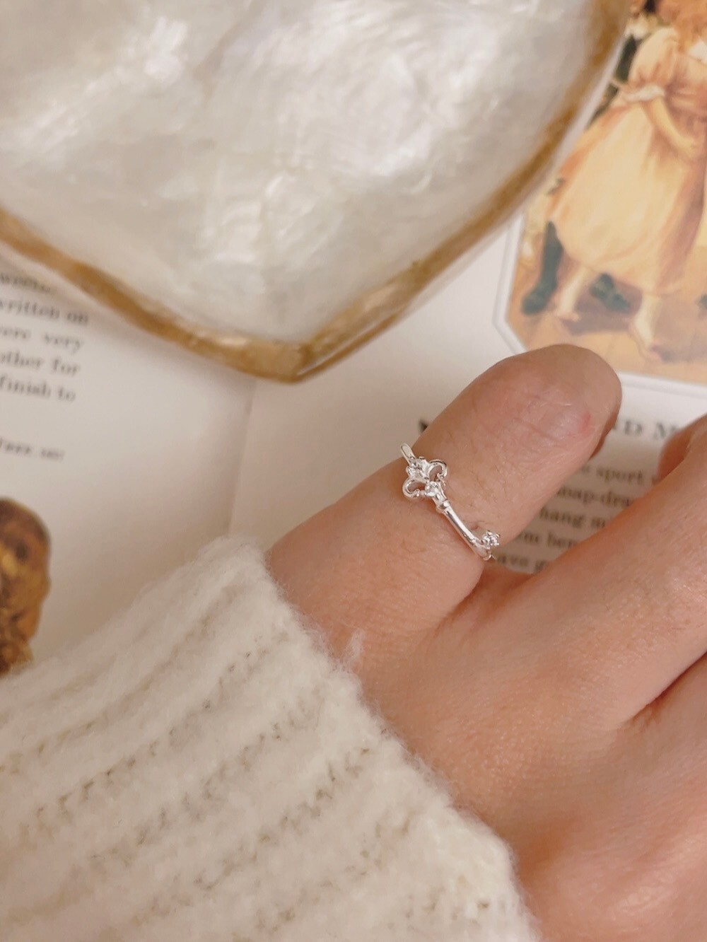 LINE_ALBUM_2月新品_250210_22