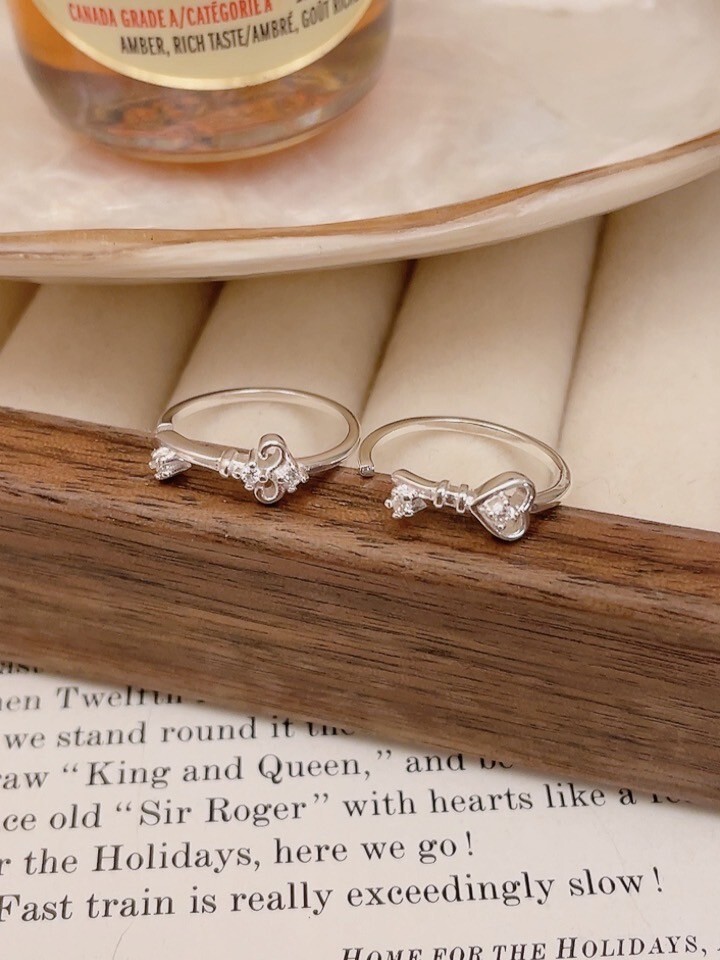 LINE_ALBUM_2月新品_250210_32